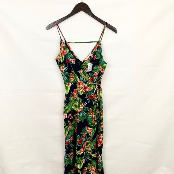 Lush Dresses & Skirts - NWT Lush Navy & Green Floral Print Wrap Dress